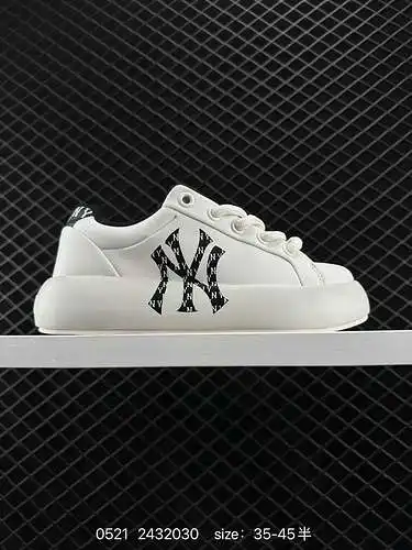 NY MLB Chunky Classic Base Calzado deportivo casual de suela gruesa reforzada. Las suelas están hech