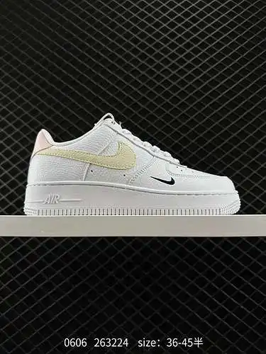 2 Nike Air Force Low Air Force 1 zapatillas deportivas informales, versátiles y de caña baja. La com