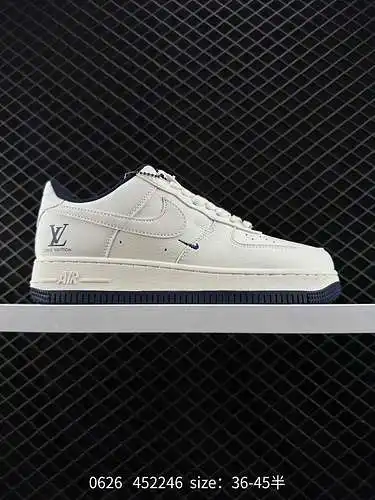 23 LVx Air Force Low blanco y azul, horma original y cartón original para crear una versión pura de 