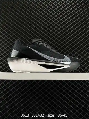 6 NK ZoomX Invincible Run Flyknit FK6 calzado deportivo informal de caña baja y ligero flyknit. Este
