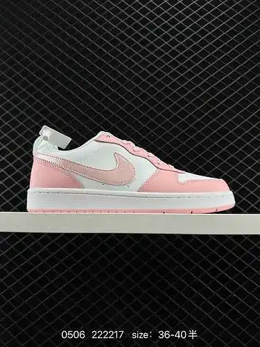 8 Calzado deportivo NIKE para hombre y mujer COURT BOROUGH LOW Zapatillas bajas Air Force pequeñas. 