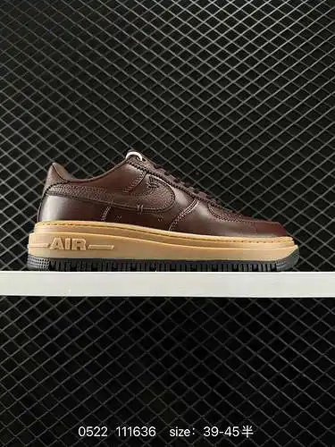 8. Se lanza oficialmente la bota Air Force 1 Nike Air Force GTX a nivel de empresa. Con capas simple