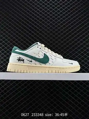 24 Nk SB Dunk Low Stussi de marca compartida beige pequeño gancho doble aniversario zapatillas casua