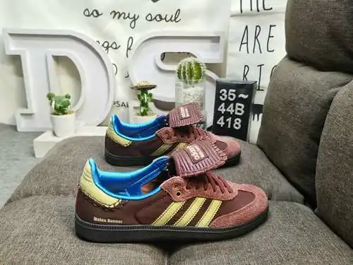 418DAD Original WB Samba NUBUCK Retro Classic Zapatillas ligeras Este zapato de samba muestra una ar