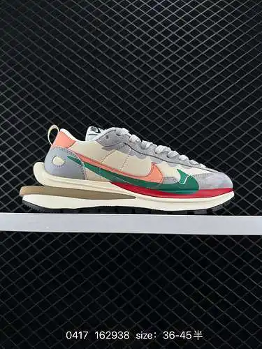 9 Nike Waffle Doble gancho Tela Oxford + tela de gamuza Suela gruesa Nike Ldwaffle / Sacai Caja de r