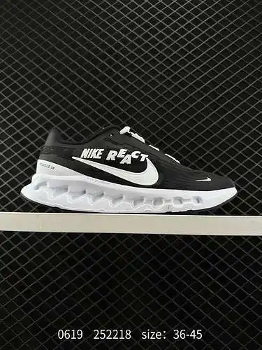 9 zapatillas de entrenamiento Nike React, estilo masculino, caña baja, amortiguadoras y resistentes 