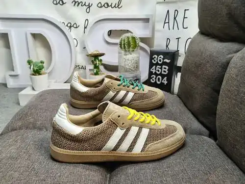 304D a nivel de empresa Adidas de casi 70 años de antigüedad, producción original de capa de cabeza 