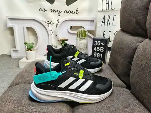 981D Adidas Supernova Rise M Zapatillas deportivas casual para eventos profesionales de maratón. La 