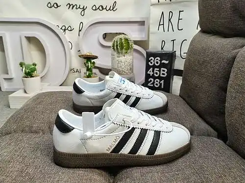 281DAdidas MALMO Clover Zapatillas bajas antideslizantes, ligeras, informales, modernas y resistente