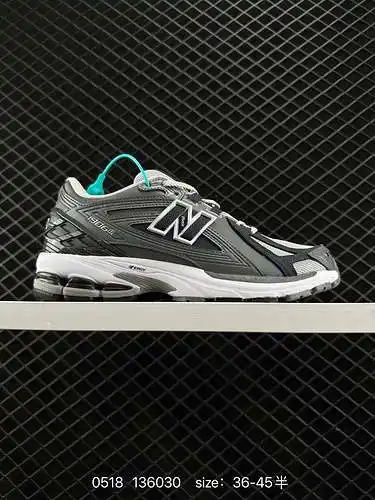 Artículo retro New Balance M96R En los últimos dos años, si quieres decir que la marca de zapatillas