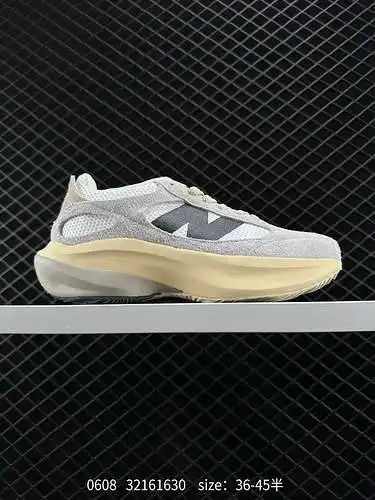 New Balance Warped Runner New Balance UWRPDMOB CLASSICs TRADITIONNELS zapatillas retro informales tr