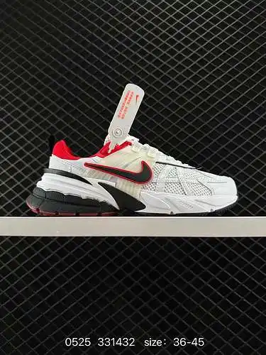 6 Las zapatillas para correr Nike NIKE V2K RUN son tendencia retro. Zapatillas de malla transpirable
