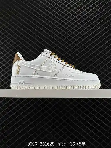 4 Nike Air Force Low Air Force 1 zapatillas deportivas informales, versátiles y de caña baja. La com