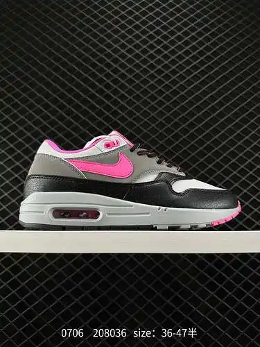 8 Nike Air Max Air Max nueva combinación de colores con colchón de aire. El material del cuerpo del 