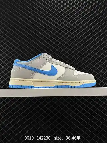 Nike Dunk Low "Athletic Department" Nike SB Low Gris Blanco Azul La parte superior es prin