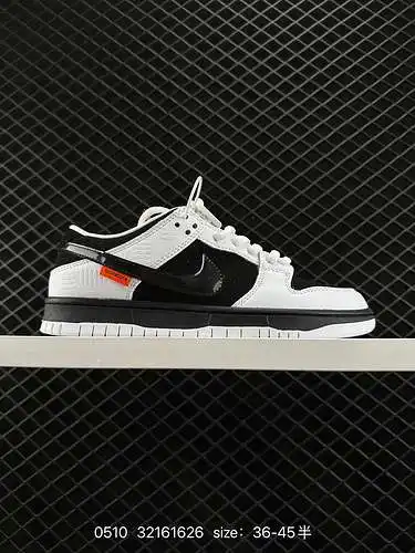 3 Nike Dunk SB Low Pro "Black and White" Zapatillas bajas Nike SB Low de marca compartida 