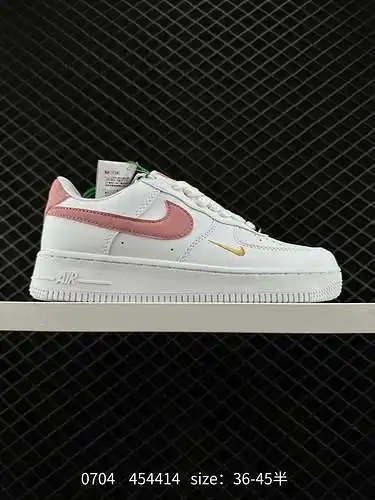 7 Nike Air Force Low Air Force One zapatillas deportivas informales, versátiles y de caña baja. La c