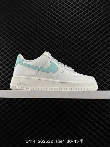 6 Nike Air Force Low 7 Blanco lechoso azul Horma original y cartón original Crea una versión Air For