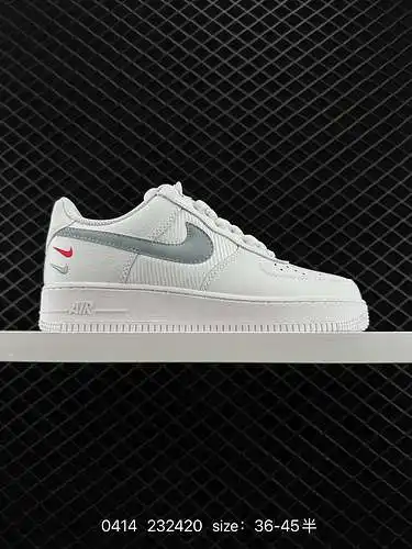 Zapatillas deportivas informales, versátiles y de caña baja Nike Air Force '7 Air Force 1. La combin