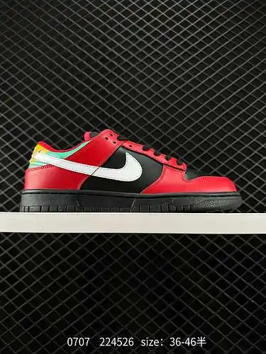 3 NIKE DUNK SB LOW Combinación de colores personalizada Dunk SB, como su nombre indica, tiene el ori