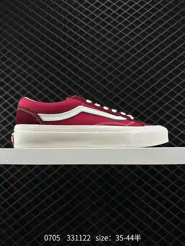 Vans, versión con punta pequeña y punta corta de las zapatillas de deporte retro de lona vulcanizada