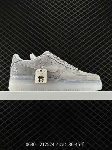 2 Nike Air Force Low Air Force 1 zapatillas deportivas informales, versátiles y de caña baja. La com