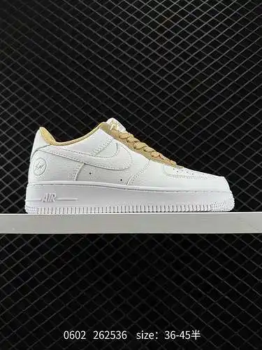 8 Nike Air Force Low Air Force One zapatillas deportivas informales, versátiles y de caña baja. La c