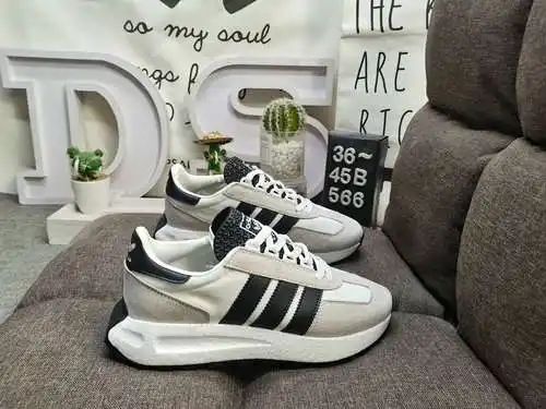 Prototipo adidas Racing 1 Boost de nivel empresarial 566D, serie retro ligera y veloz, calzado depor