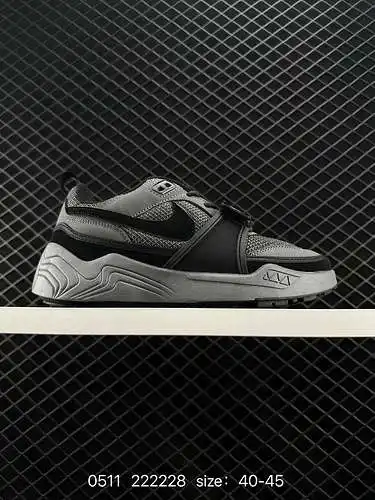 4 Nike/Nike utiliza cuero de fibra ligera y transpirable y materiales superiores de tela Oxford para