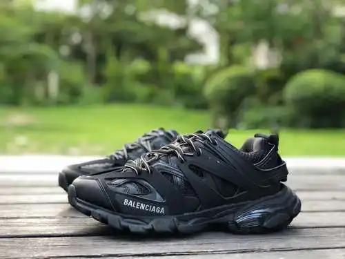 Balenciaga 3.0 negro Balenciaga Triple S zapatos papá Balenciaga