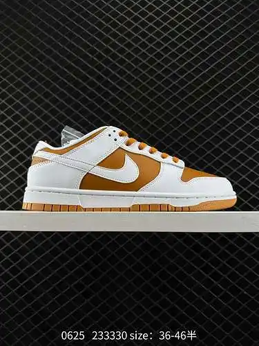 NIKE DUNK SB LOW Reversed White Orange Dunk SB, como su nombre indica, tiene el origen clásico de Du