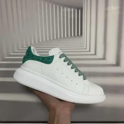 McQueen* Zapatos para hombre y mujer Código: 0318C30 Talla: Mujer 34-41., Hombre 38-46 Observaciones