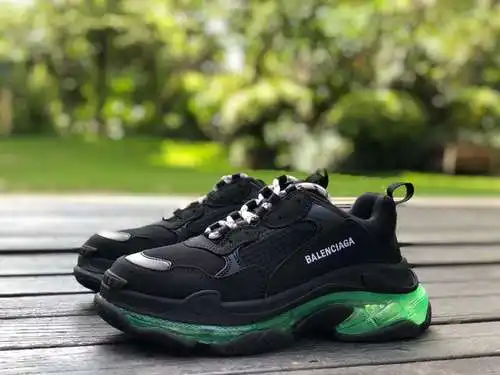 Balenciaga cojín de aire negro y verde Balenciaga Triple S Clear Sole zapatos papá bajos de moda ant