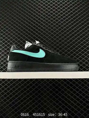 7 marcas de lujo de marca compartida: Tiffany & Co. x Nike Air Force Low SP "837" Zapa