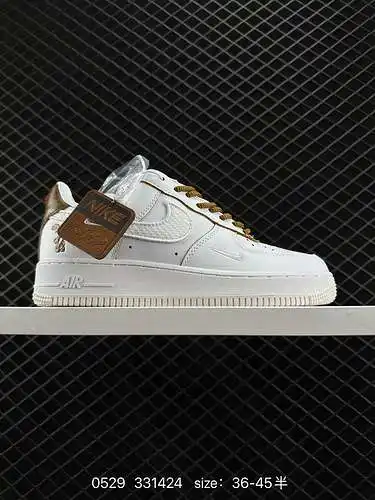 2 Nike Air Force Low Air Force 1 zapatillas deportivas informales, versátiles y de caña baja. La com