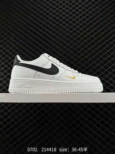 9 Nike Air Force Low Air Force 1 zapatillas deportivas informales, versátiles y de caña baja. La com