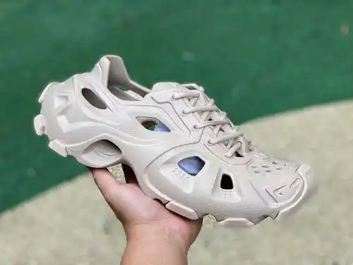 Balenciaga sandalias de tiras beige Balenciaga Balenciaga sandalias de goma puntera suela gruesa mod