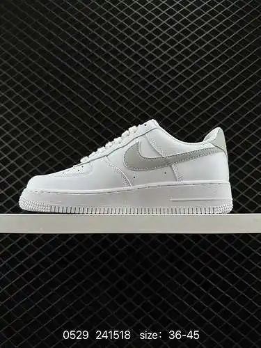 9 Nike Air Force Low Air Force 1 zapatillas deportivas informales, versátiles y de caña baja. La com