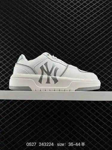 2 MLB/Corea La marca deportiva F&F adopta un material superior de cuero con película de transfer