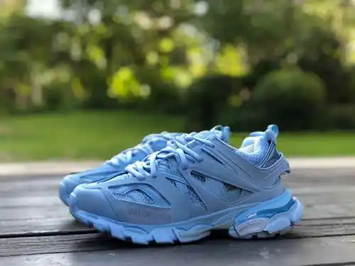 Balenciaga 3.0 azul claro Balenciaga Triple S zapatos papá Balenciaga