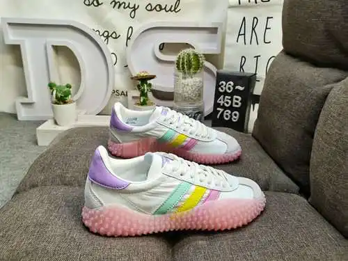 769D nivel corporativo Adidas Originals Country