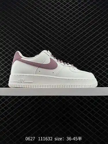 6 El modelo más popular de Xiaohongshu, las zapatillas informales Air Force One bajas de color &quot