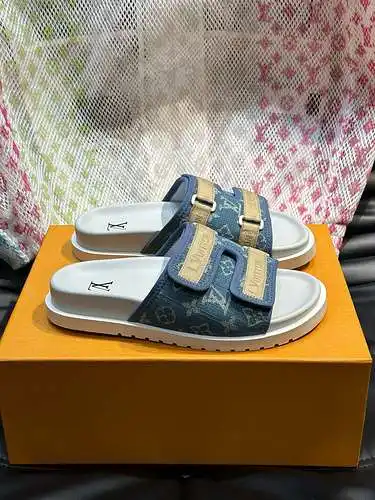 Zapatos de hombre LV Código: 0617B00 Talla: 38-46
