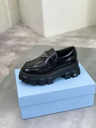 Prada couple model Code: 0710C30 Size: 35-45. (46 customized)