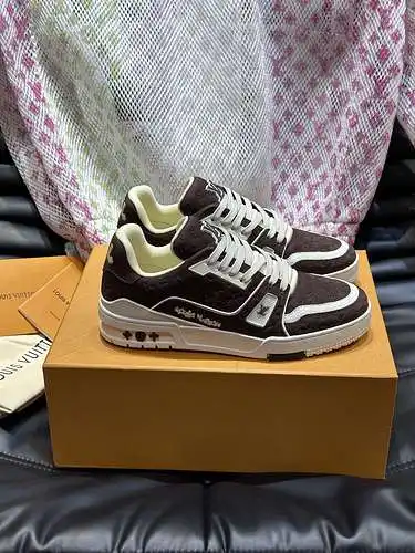 Zapatos de hombre LV Código: 0704C40 Talla: 38-44
