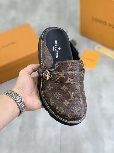 Zapatos de hombre LV Código: 0516B30 Talla: 39-45