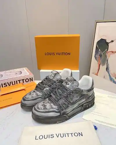 Zapatos LV para hombre y mujer Código: 0609E20 Talla: mujer 35-39, hombre 39-45 (38.46 se puede pers