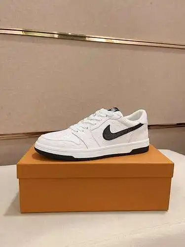 Zapatos de hombre LV Código: 0706B40 Talla: 38-44