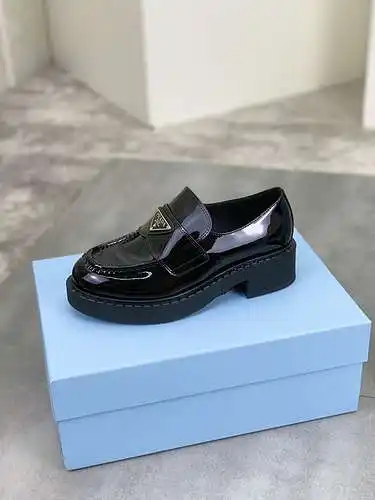 Prada couple model Code: 0710C20 Size: 35-45. (46 customized)