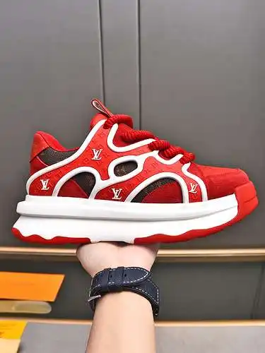 Zapatos de hombre LV Código: 0623C30 Talla: 38-44 (45 46 personalizado)